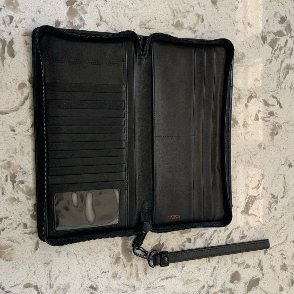 TUMI Wallet Travel Organizer Passport Holder